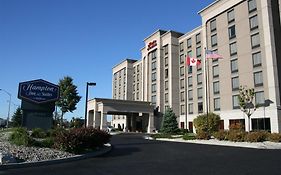 Hampton Inn & Suites By Hilton Windsor